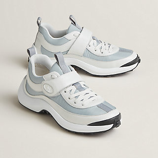 loop-sneaker--252001Z 25-front loop-sneaker--252001Z 25-front